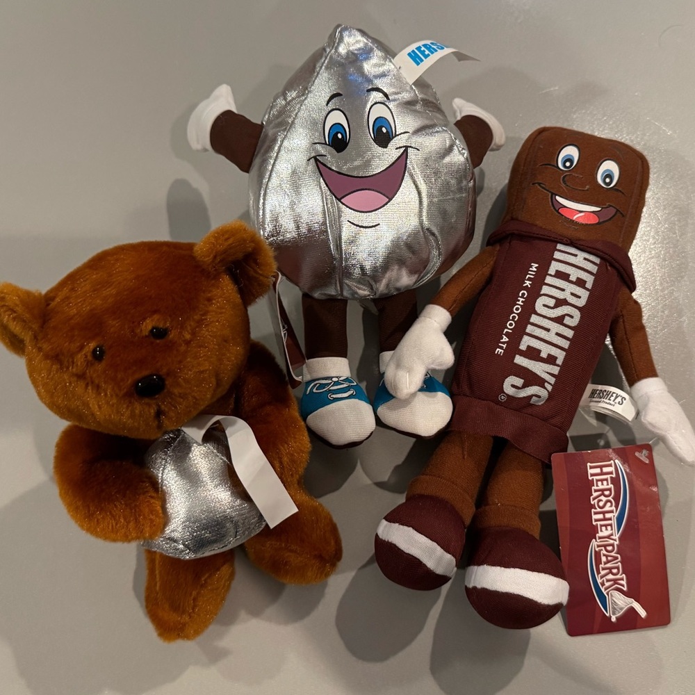 The Hershey Company Hershey Park Plush Set Chocolate Bar, Kiss And Teddy Bear